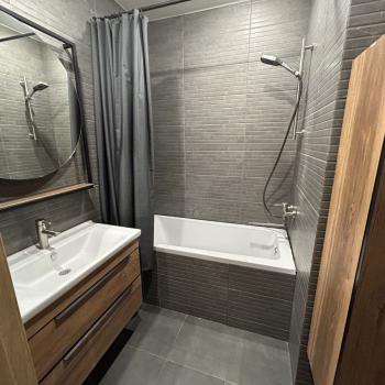 Продается 2-х комнатная квартира, 63 м²