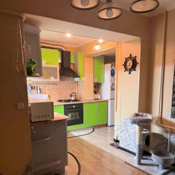 Продается Многокомнатная квартира, 104,1 м²