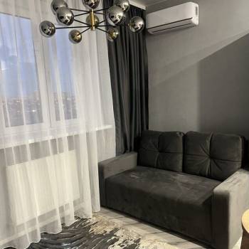 Сдается 1-комнатная квартира, 47 м²