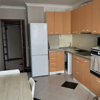 Сдается 1-комнатная квартира, 40,7 м²