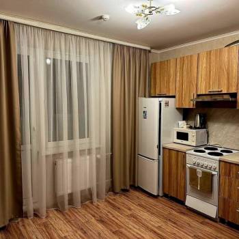 Сдается 1-комнатная квартира, 40 м²