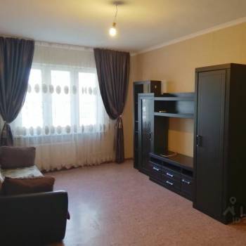 Сдается 1-комнатная квартира, 43 м²