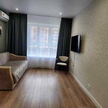 Сдается 1-комнатная квартира, 40 м²