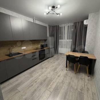 Сдается 1-комнатная квартира, 41,6 м²