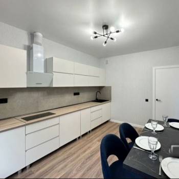 Сдается 1-комнатная квартира, 44 м²