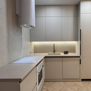 Продается 1-комнатная квартира, 51 м²