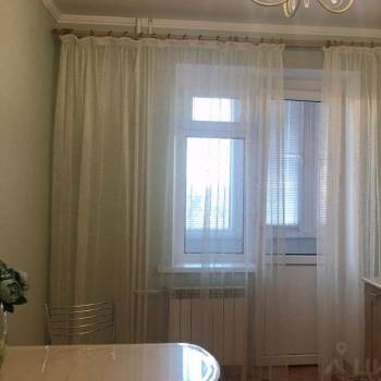Сдается 1-комнатная квартира, 51 м²