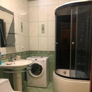 Сдается 1-комнатная квартира, 51 м²