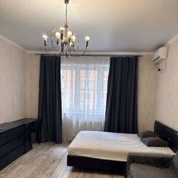 Сдается 1-комнатная квартира, 47 м²