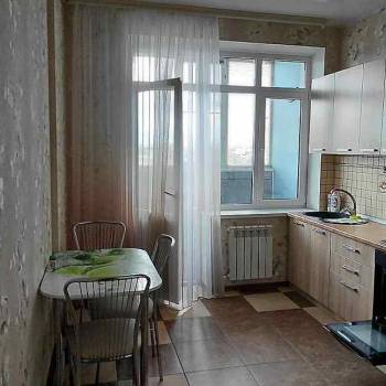 Сдается 1-комнатная квартира, 44 м²