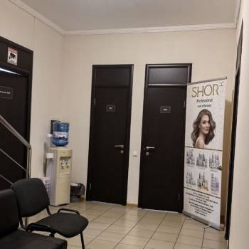 Сдается Нежилое помещение, 245 м²