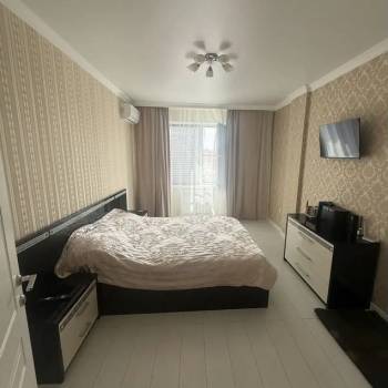 Продается 1-комнатная квартира, 45 м²