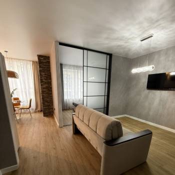 Продается 1-комнатная квартира, 36,13 м²