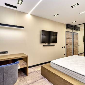 Продается 1-комнатная квартира, 55,6 м²