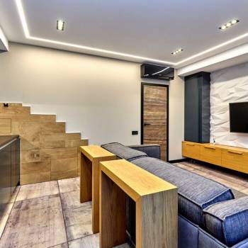 Продается 1-комнатная квартира, 55,6 м²