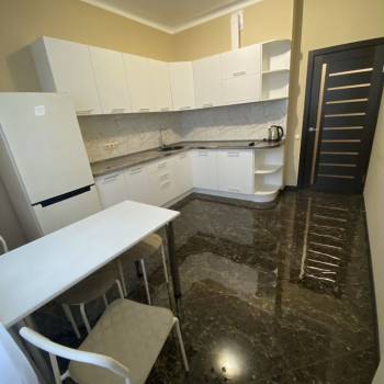 Сдается 1-комнатная квартира, 45 м²