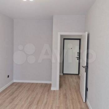 Продается 1-комнатная квартира, 37,3 м²