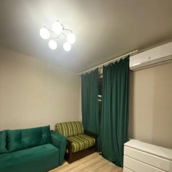 Сдается 1-комнатная квартира, 46 м²