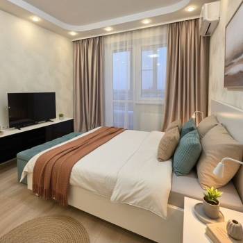 Продается 1-комнатная квартира, 45 м²
