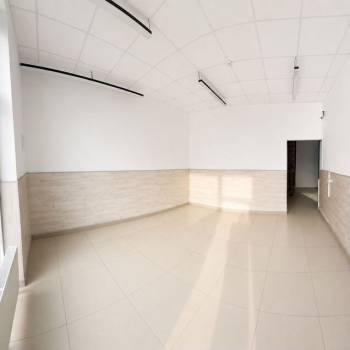 Сдается Нежилое помещение, 83 м²