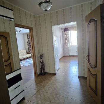 Сдается 1-комнатная квартира, 54 м²