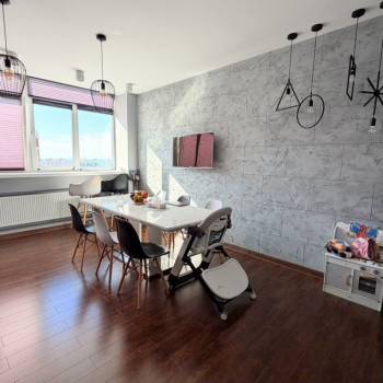 Сдается Многокомнатная квартира, 105 м²