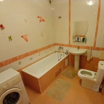 Продается 3-х комнатная квартира, 136,8 м²