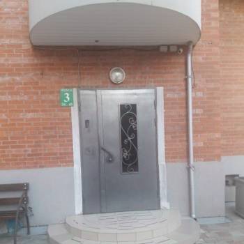 Продается 3-х комнатная квартира, 136,8 м²