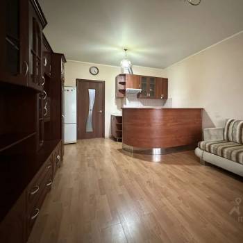 Сдается 1-комнатная квартира, 38 м²