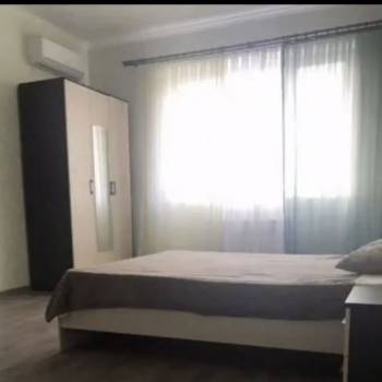 Сдается 1-комнатная квартира, 50 м²