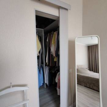 Продается 1-комнатная квартира, 41,8 м²
