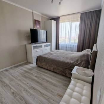 Продается 1-комнатная квартира, 41,8 м²