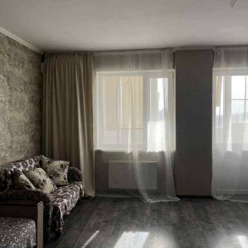 Сдается 2-х комнатная квартира, 60 м²
