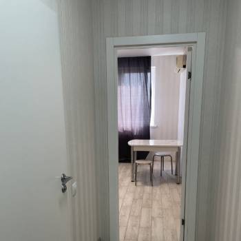 Сдается 1-комнатная квартира, 39 м²