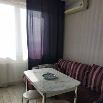 Сдается 1-комнатная квартира, 39 м²