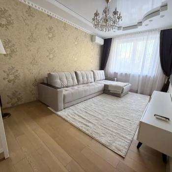 Сдается 2-х комнатная квартира, 71 м²