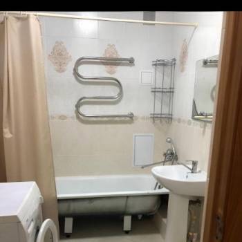 Сдается 2-х комнатная квартира, 60 м²