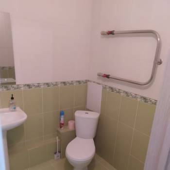 Сдается 2-х комнатная квартира, 76 м²