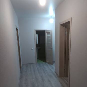 Сдается 2-х комнатная квартира, 76 м²