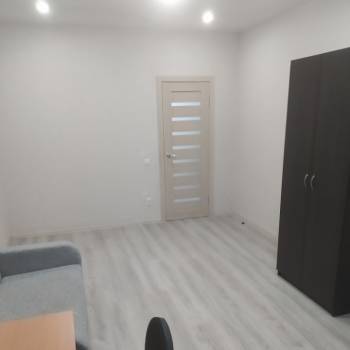 Сдается 2-х комнатная квартира, 76 м²