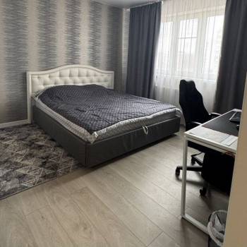 Продается 1-комнатная квартира, 38 м²