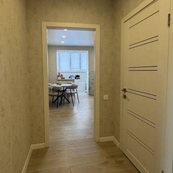 Продается 1-комнатная квартира, 38 м²