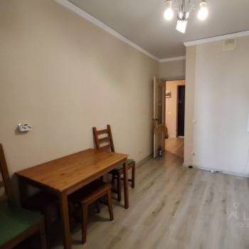 Продается 1-комнатная квартира, 37,1 м²