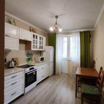Продается 1-комнатная квартира, 37,1 м²