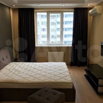Продается 1-комнатная квартира, 44 м²