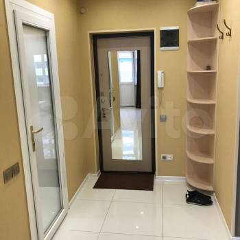 Продается 1-комнатная квартира, 44 м²