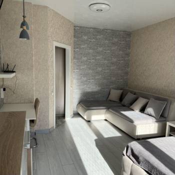 Продается 1-комнатная квартира, 48 м²