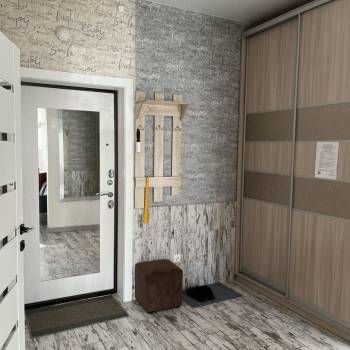 Продается 1-комнатная квартира, 48 м²
