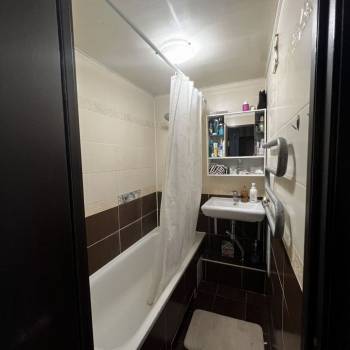 Продается 1-комнатная квартира, 36,8 м²