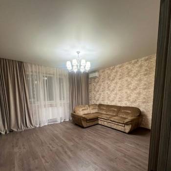 Сдается 2-х комнатная квартира, 88 м²
